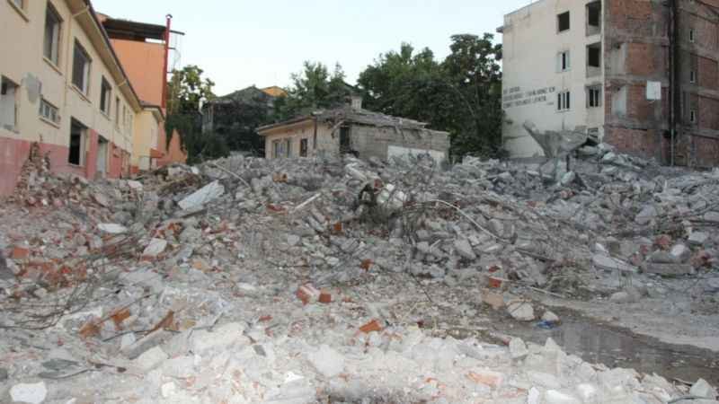 <p>Malatya’nın meşhur okulu tarihe karışıyor</p>
<div id="12112377_9085_ED89_7191_13C24545FB94"></div>