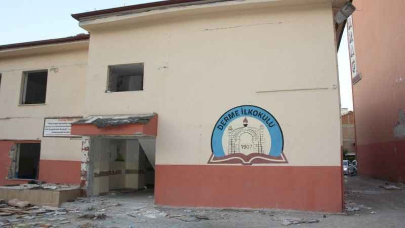 <p>Malatya’nın meşhur okulu tarihe karışıyor</p>
<div id="12112377_9085_ED89_7191_13C24545FB94"></div>