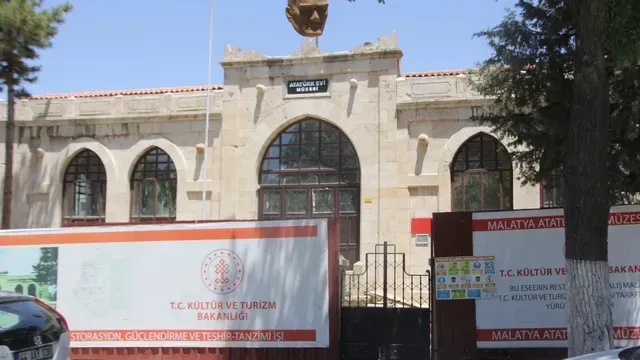 <p>5 Nisan 2024 tarihine kadar ruhsat işlemlerinin yapılması gerekiyordu fakat AFAD bu tarihi 5  Temmuz 2024'e kadar uzattığını bildirmişti.</p>
<p></p>
<div id="CB193EC9_444B_4F7F_AE98_903CD316B4E1"></div>