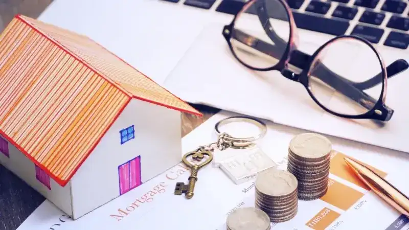 <p>Oda Sayısı: 1+1</p>
<p>Fiyat: 18.000 TL</p>
<p>Büyüklük: 70 m²</p>
<p>Bina Yaşı: 3</p>
<div id="CB193EC9_444B_4F7F_AE98_903CD316B4E1"></div>