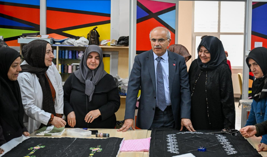 Başkan Sami Er Açıkladı! Kadınlar El Emeği Ürünlerini Satabilecek (3)-1