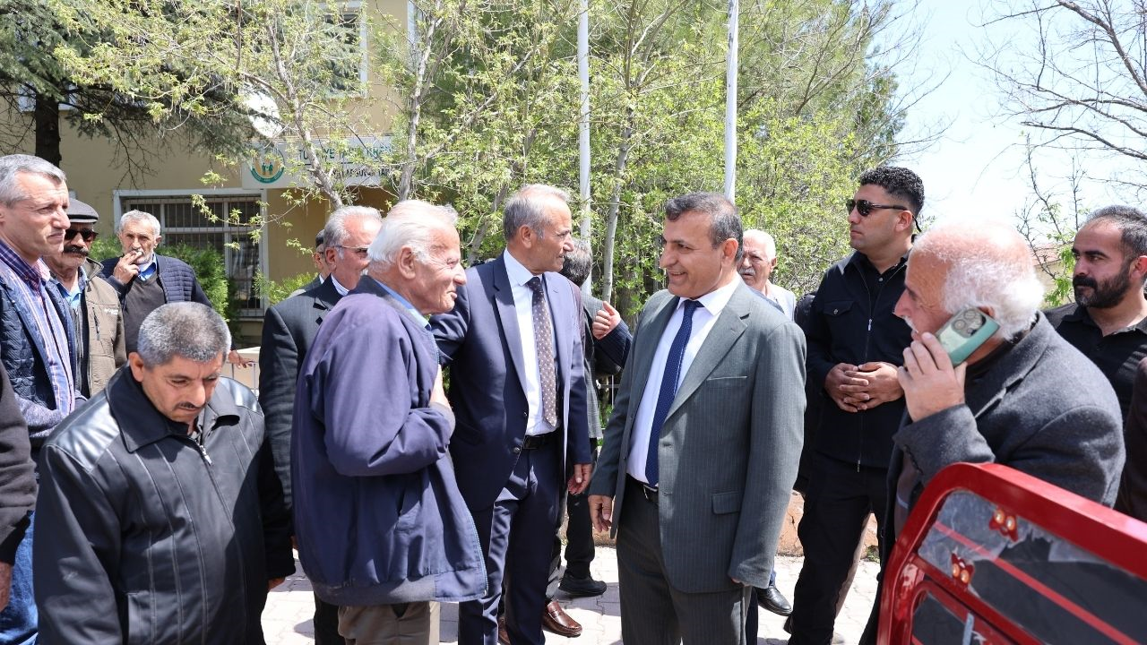 Chp’den Ihraç Edilen Belediye Başkanından Sürpriz Ziyaret (2) Malatyahaber