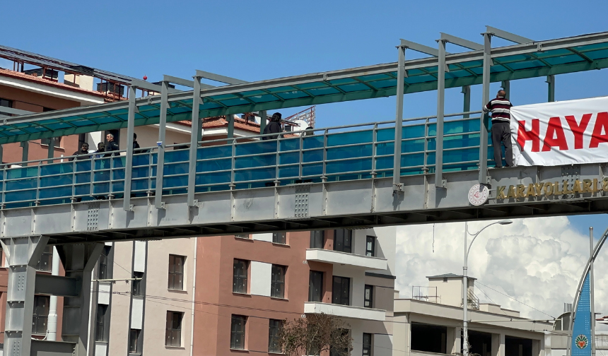 Malatya’da Korkutan Olaylar Zinciri Bir Saat Arayla 2 Ayrı Intihar! (2)