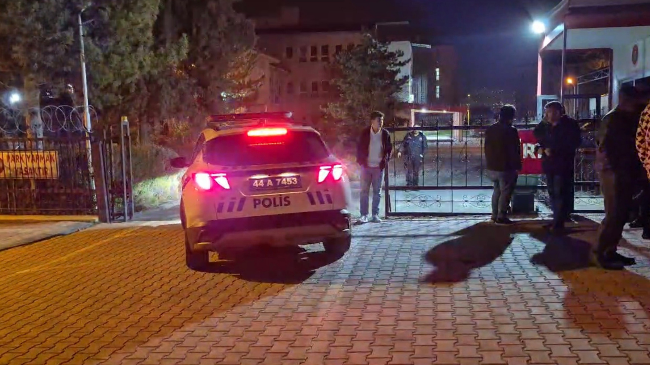 Restoranda kanlı hesaplaşma: Akrabasını silahla vurdu