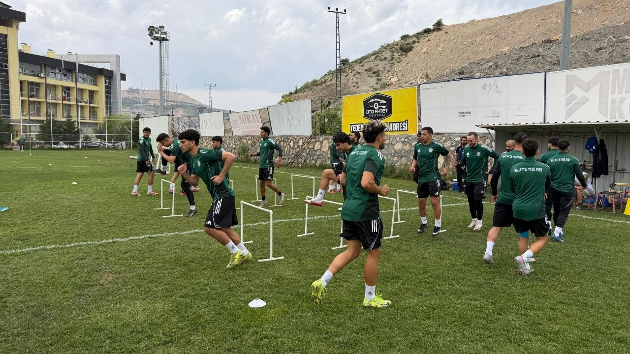2. Lig Kapısında Tek Yürek Yeşilyurtspor’da Şampiyonluk Yemini! (2) Malatyahaber