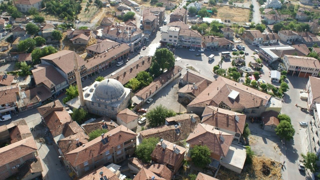 Bilim Dünyası Akçadağ’ı Araştırdı! Yüzde 88’I Evsiz Kaldı Ama Vazgeçmedi (4) Malatyahaber