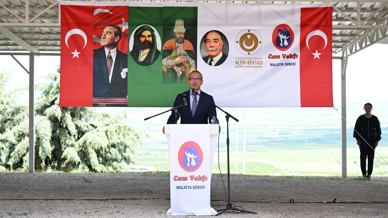 Ehl I Beyit Soyundan Gelen Hüseyin Doğan Dede Dualarla Anıldı (4) Malatyahaber