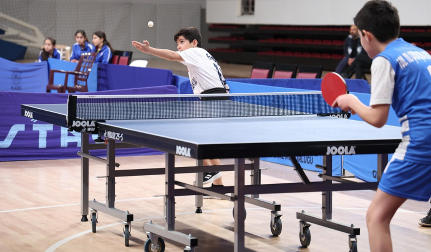 Elazığ’da Spor Rüzgarı Geleneksel Okçuluk Ve Masa Tenisi Heyecanı Bir Arada! (2)