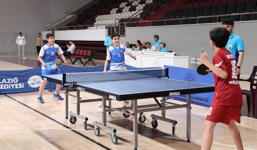 Elazığ’da Spor Rüzgarı Geleneksel Okçuluk Ve Masa Tenisi Heyecanı Bir Arada! (3)