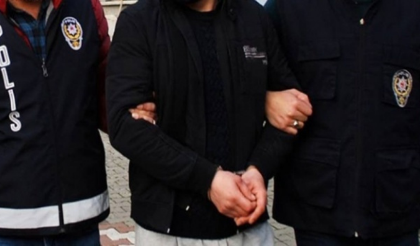 Narkotik Ekiplerinden Kaçamadılar! Torbacıların Uyuşturucu Stoğu Patlatıldı! (2)
