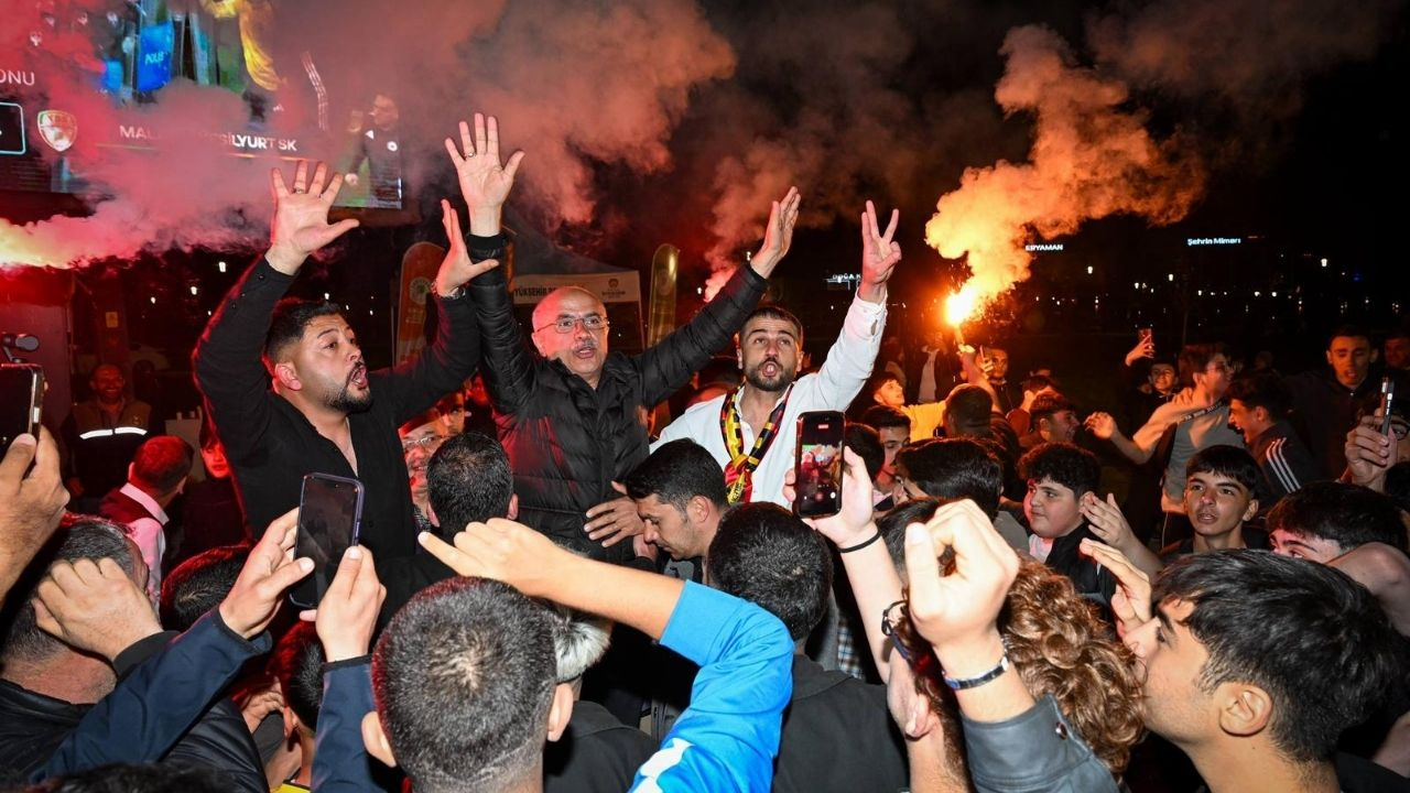 Şehir Kenetlendi, Yeşilyurtspor Finale Yükseldi! (1) Malatyahaber