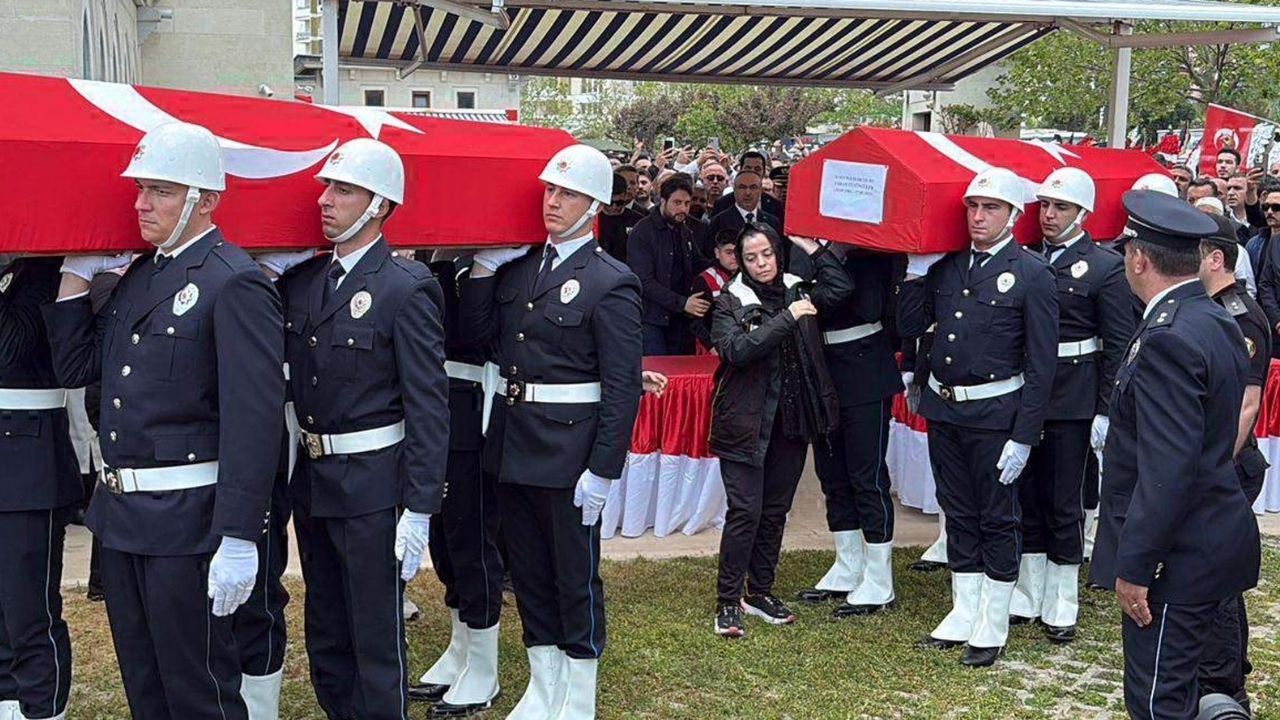 Son Görevde Boğazlar Düğüm Düğüm Şehit Eşinin Tabutunu Omuzladı (1) Malatyahaber