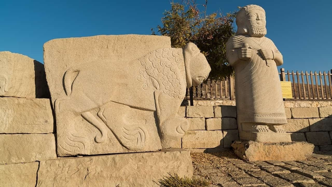 Arslantepe’nin “Çakma” Aslanları! Ruhları Malatya’da, Asılları Bakın Nerede (3) Malatyahaber