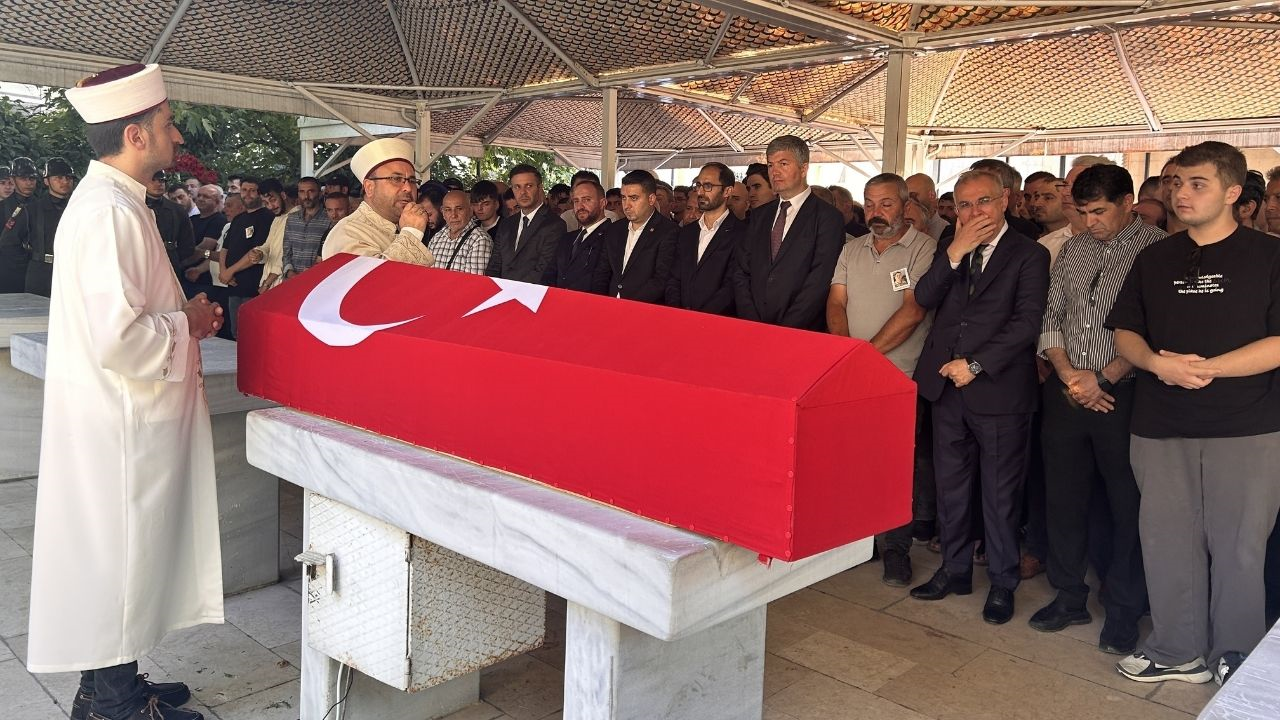 Birliğine Dönerken Kazada Hayatını Kaybetmişti Genç Asker Gözyaşlarıyla Toprağa Verildi (1) Malatyahaber