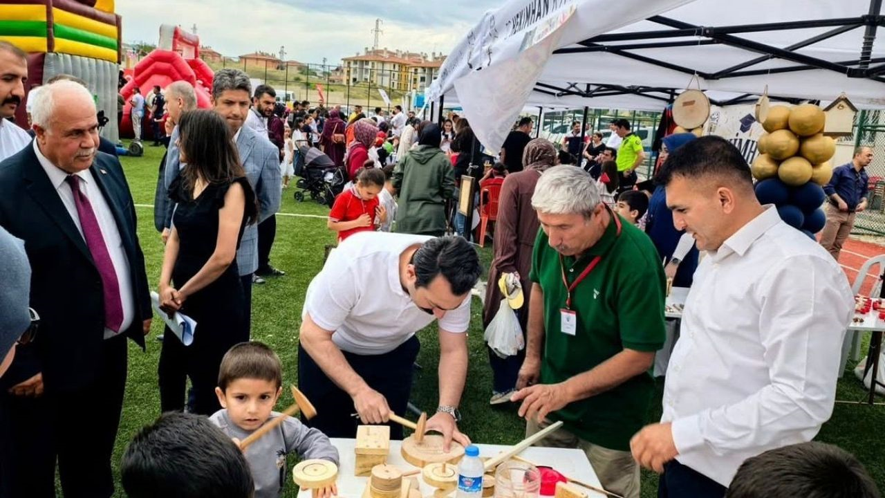 Hekimhan’da Doludizgin Yaz Karşılaması Stadyum Şenlik Alanına Döndü! (1) Malatyahaber