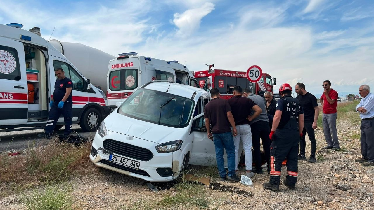 Malatya Sivas Yolunda Kaza 3 Yaralı (1) Malatyahaber