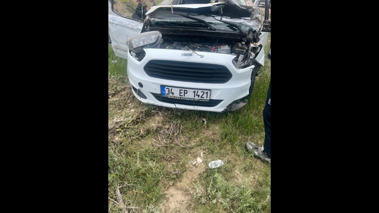 Malatya Yolunda Kaza Otomobil Takla Attı, 5 Yaralı Var! (3) Malatyahaber