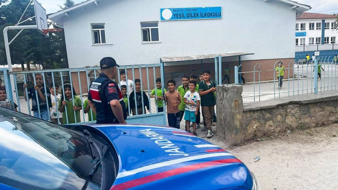 Malatya’da Dev Jandarma Uygulaması Aranan 10 Şahıs Yakalandı (1) Malatyahaber