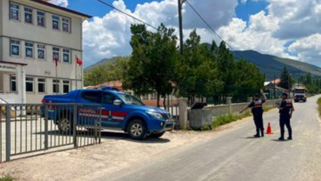 Malatya’da Dev Jandarma Uygulaması Aranan 10 Şahıs Yakalandı (2) Malatyahaber