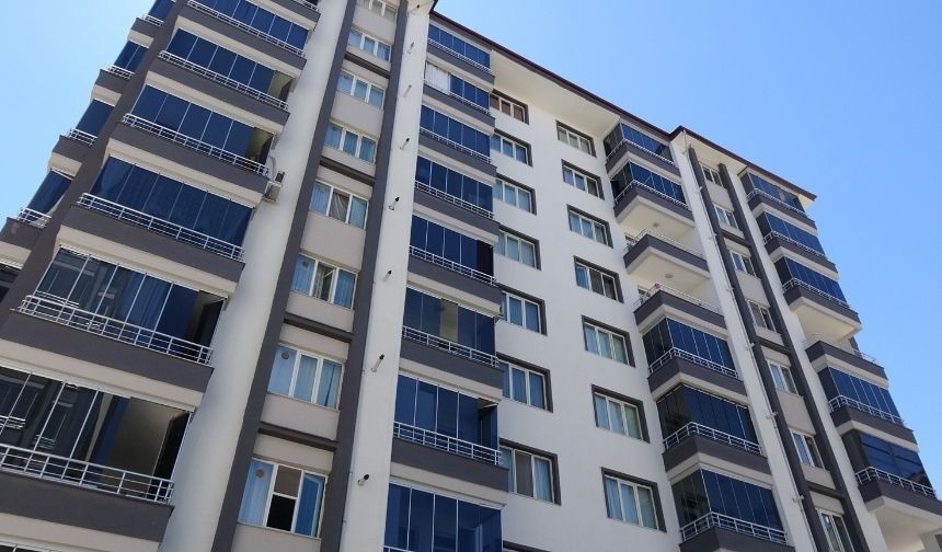 Malatya’da Şoke Eden Ölüm! Yeni Taşındığı Evde Yakınları Dehşeti Yaşadı (4)