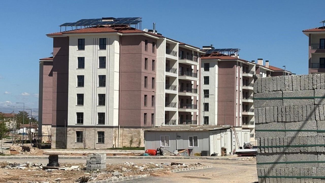 Malatya'da Toki̇ Başvuruları Yarın Başlıyor Kimler Alabilir, Ödemeler Nasıl İşte 18 Maddelik Rehber! (2) Malatyahaber