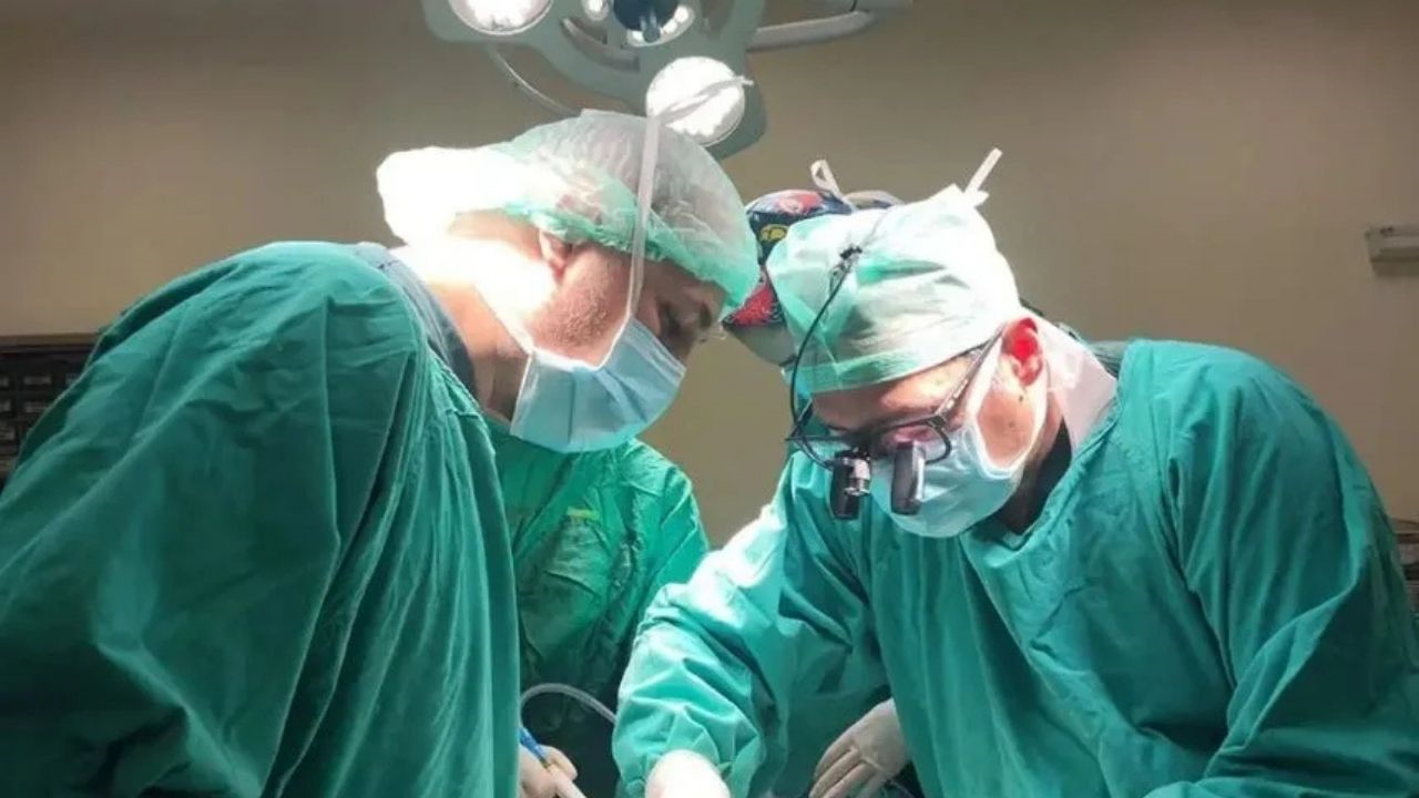 Sezai Hoca Ve Ekibine Bakan Memişoğlu’ndan Tebrik “Tıp Tarihine Altın Harflerle Yazıldınız!” (2) Malatyahaber