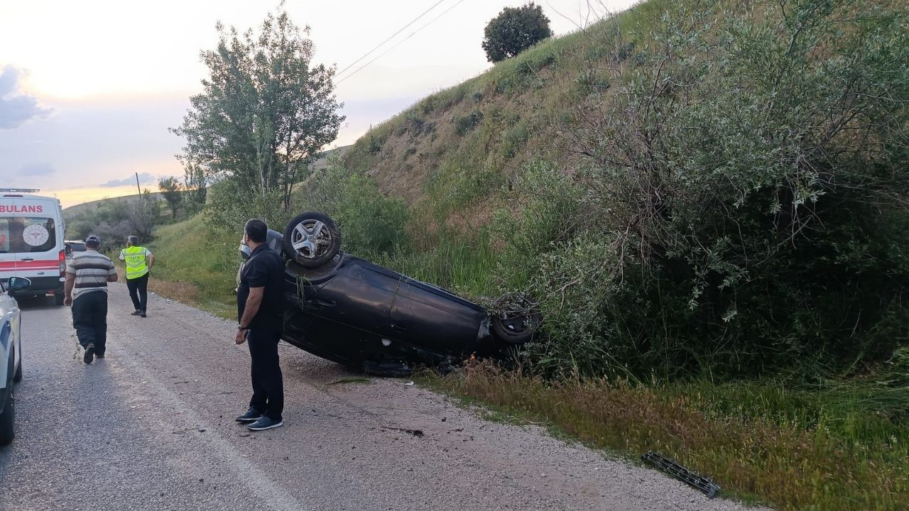 Sürgü’de Kontrolden Çıkan Otomobil Devrildi 1 Yaralı (1) Malatyahaber