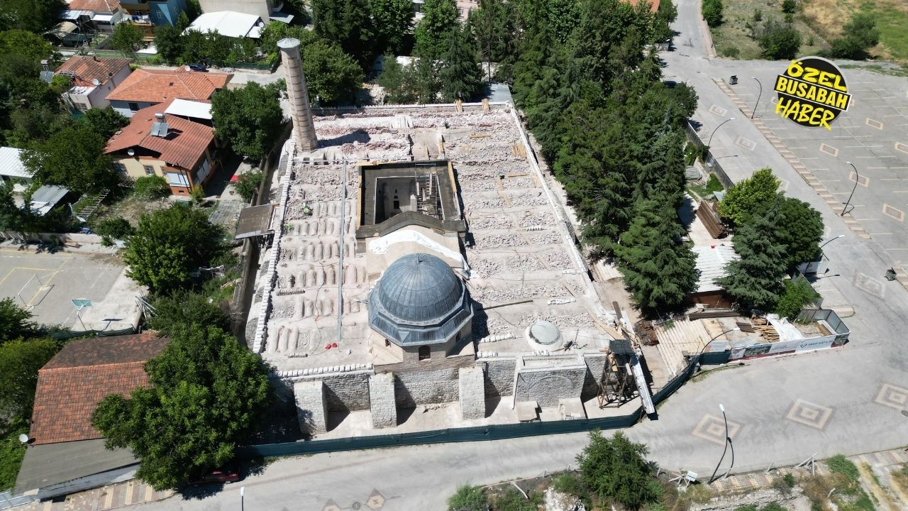 Anadolu'daki Tek Örneği Malatya’da Ayağa Kalkıyor! 800 Yıllık Ulu Camii'de Son Durum (1)