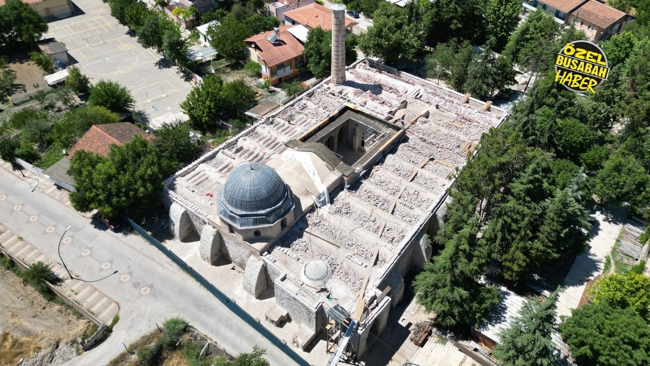 Anadolu'daki Tek Örneği Malatya’da Ayağa Kalkıyor! 800 Yıllık Ulu Camii'de Son Durum (9)