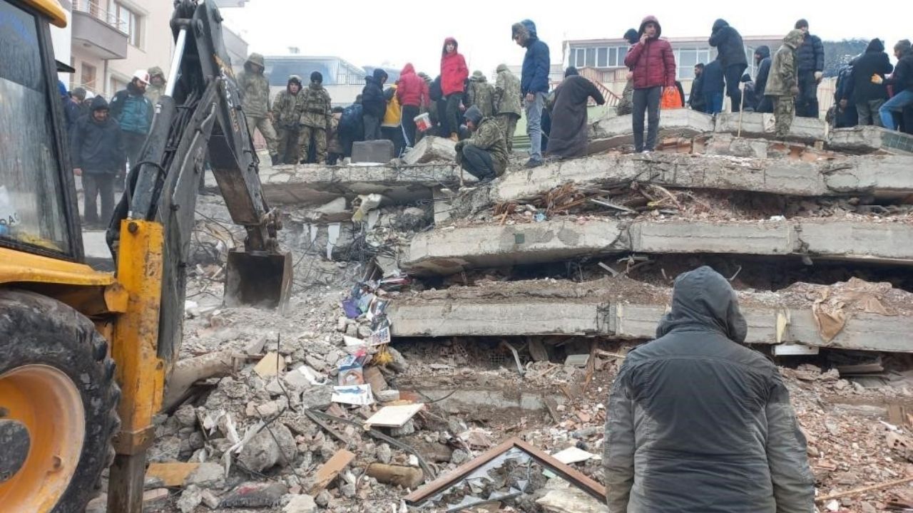 Asrın Felaketi Minik Kalpleri De Vurdu İşte Malatya’da Depremzede Çocukların Ruh Dünyası! (3)