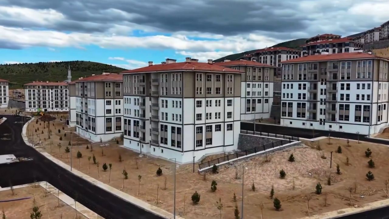Çamurlu Akoğuz Konutları Yarın Teslim Ediliyor (4)