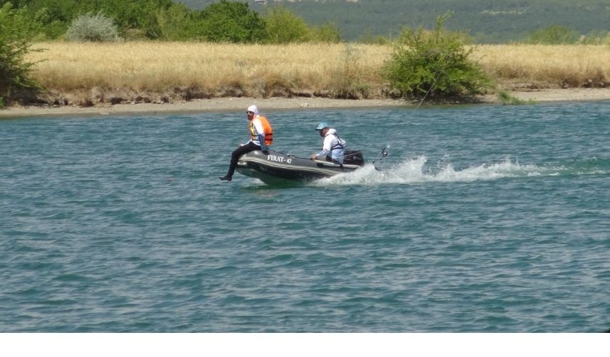 Karakaya Barajı’nda Görsel Şölen Turnalar Tutuldu, Doğaya Geri Bırakıldı! (4)