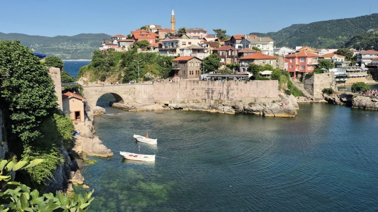 Kendi Nüfusunu 16'Ya Katladı! 3 Günde 100 Bin Kişilik Ziyaretçi Akını (1) Malatyahaber