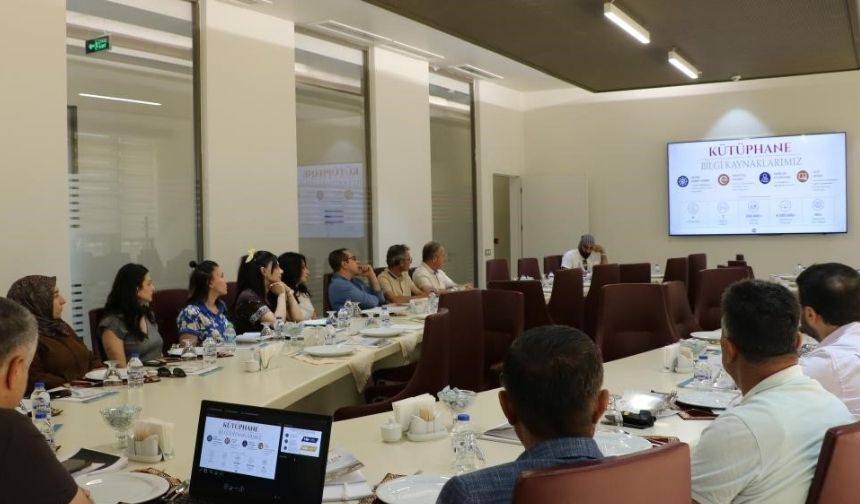 Lise Rehber Öğretmenleri İnönü Üniversitesi'nde Bir Araya Geldi (2)