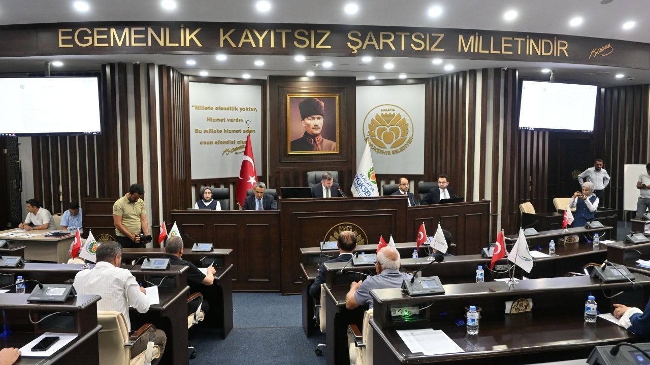 Malatya Büyükşehir Nikah Sarayı Arkasındaki Gizemli Arazi 17 Milyon Ödenecek Ama Proje Yok! (3)