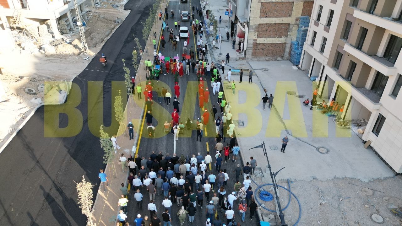 Malatya Kayısı Festivali’nde Hayal Kırıklığı Kortej Yürüyüşü Mış Gibi Yapıldı! (9)
