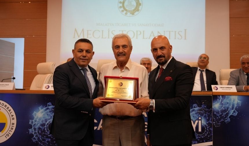 Malatya Tso'dan Çeyrek Asırlık Üyelere Vefa Plaketi! (2)-1
