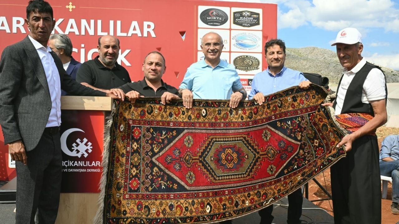 Malatya Yaylalarında Tarihi Buluşma! İki Devasa Aşiret Bir Araya Geldi (2) Malatyahaber