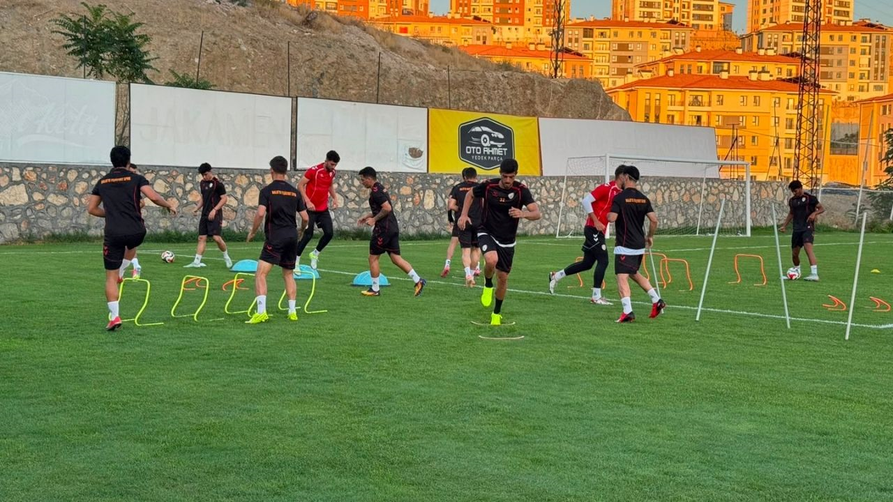 Malatya Yeşilyurtspor 2026 2027 Sezonu Öncesi Sahaya Indi (4) Malatyahaber
