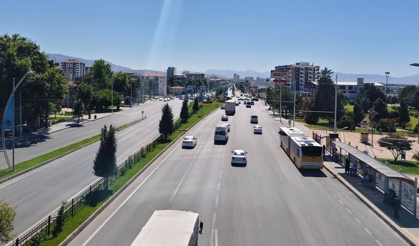 Malatya Yollarında 2 Yıllık 'Kırmızı Çizgi' Bu 3 Ihlali Yapanın Ehliyeti Anında Iptal! (3)