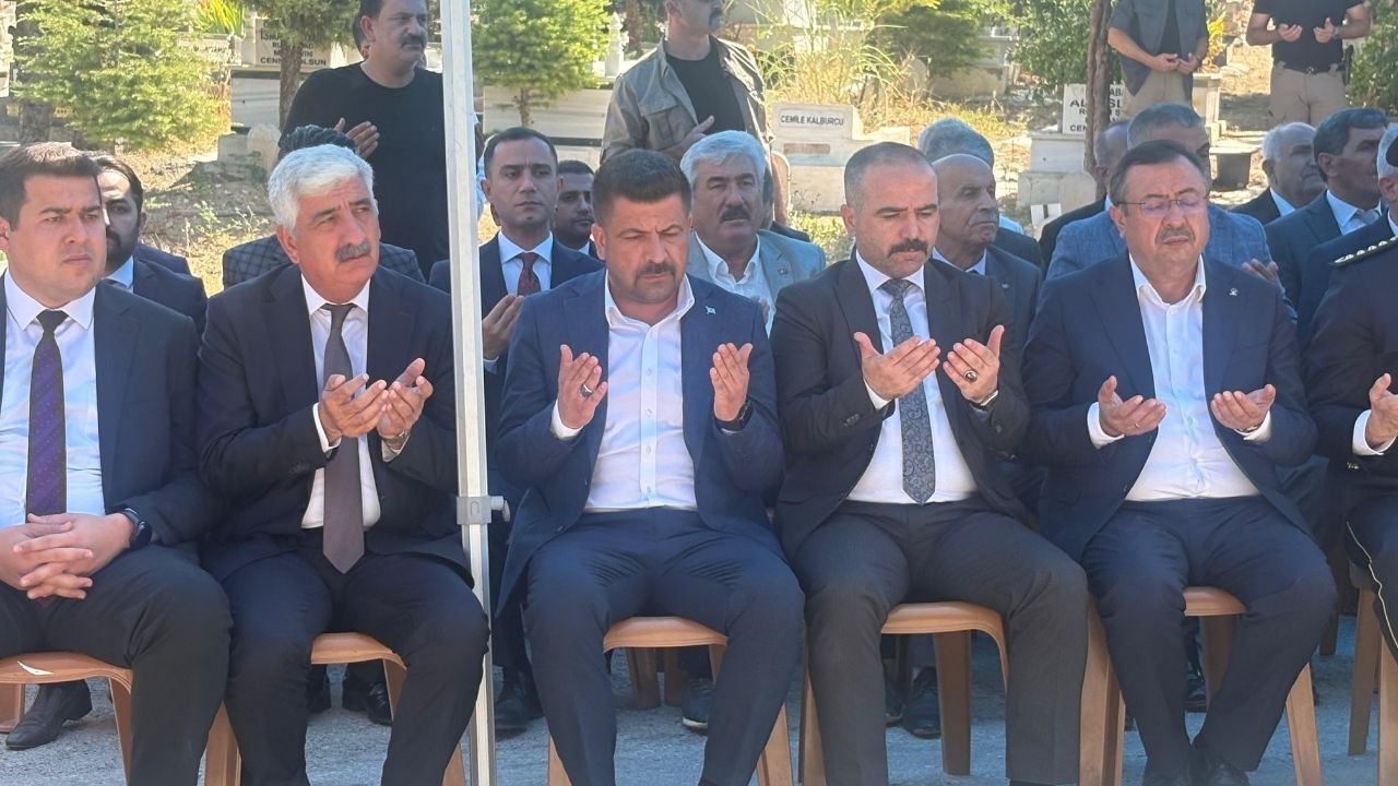 Malatya’da 15 Temmuz Töreninde Protokol Krizi! Ülkü Ocakları Başkanı Önden Arkaya Gönderilmek Istendi (5)