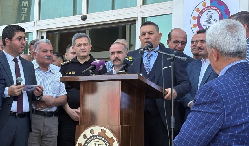 Malatya'da Aşure Programına Damga Vuran Mesajlar Biat Etmeden, Kimseye Boyun Eğmeden (5)