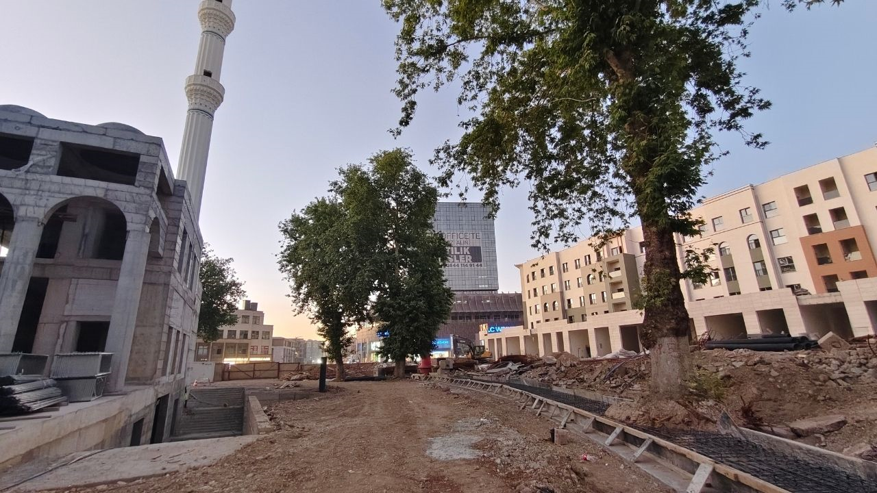 Söğütlü Camii Için Malatya Ayakta, Tepkiler Çığ Gibi! Hatalı Temel Sökülüyor (8) Malatyahaber