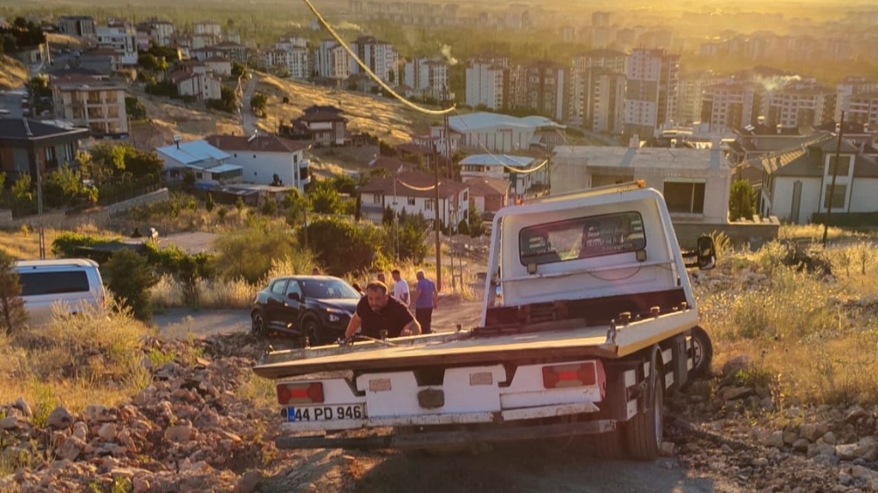 Tecde’de Çukur Isyanı Her Düştüğümüzde Belediyeyi Mi Hatırlayacağız” (1)