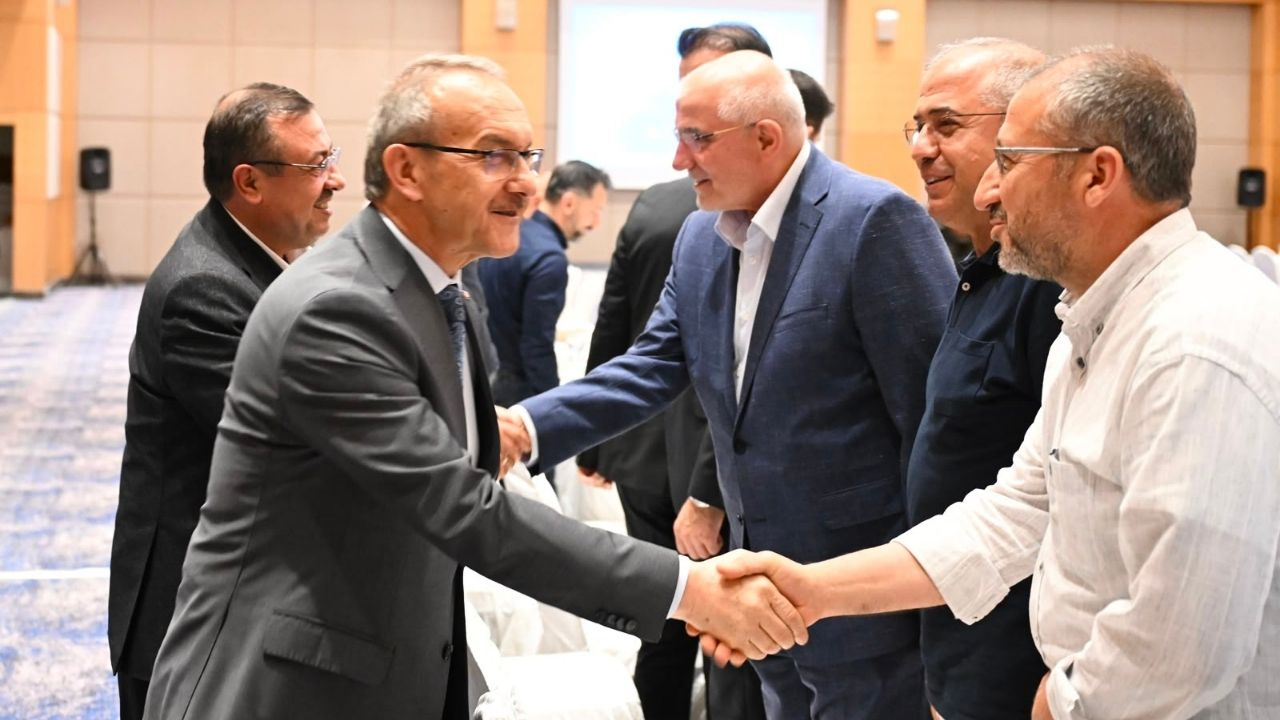 Vali Yavuz’dan Iş Dünyasına Çağrı Malatyaspor’u Hak Ettiği Yere Taşıyalım (4) Malatyahaber