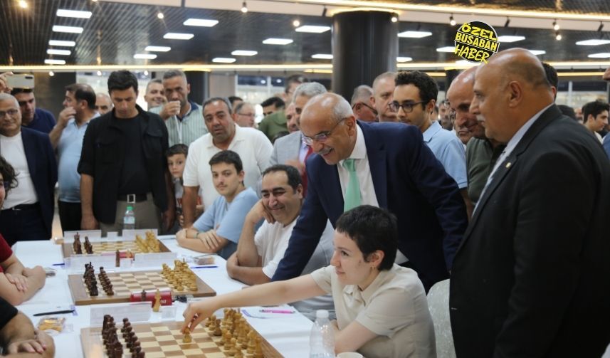 1 Milyon Tl’lik Ödül Için Malatya’da Kritik Hamleler 15 Ülkeden Yüzlerce Sporcu Geldi (2)