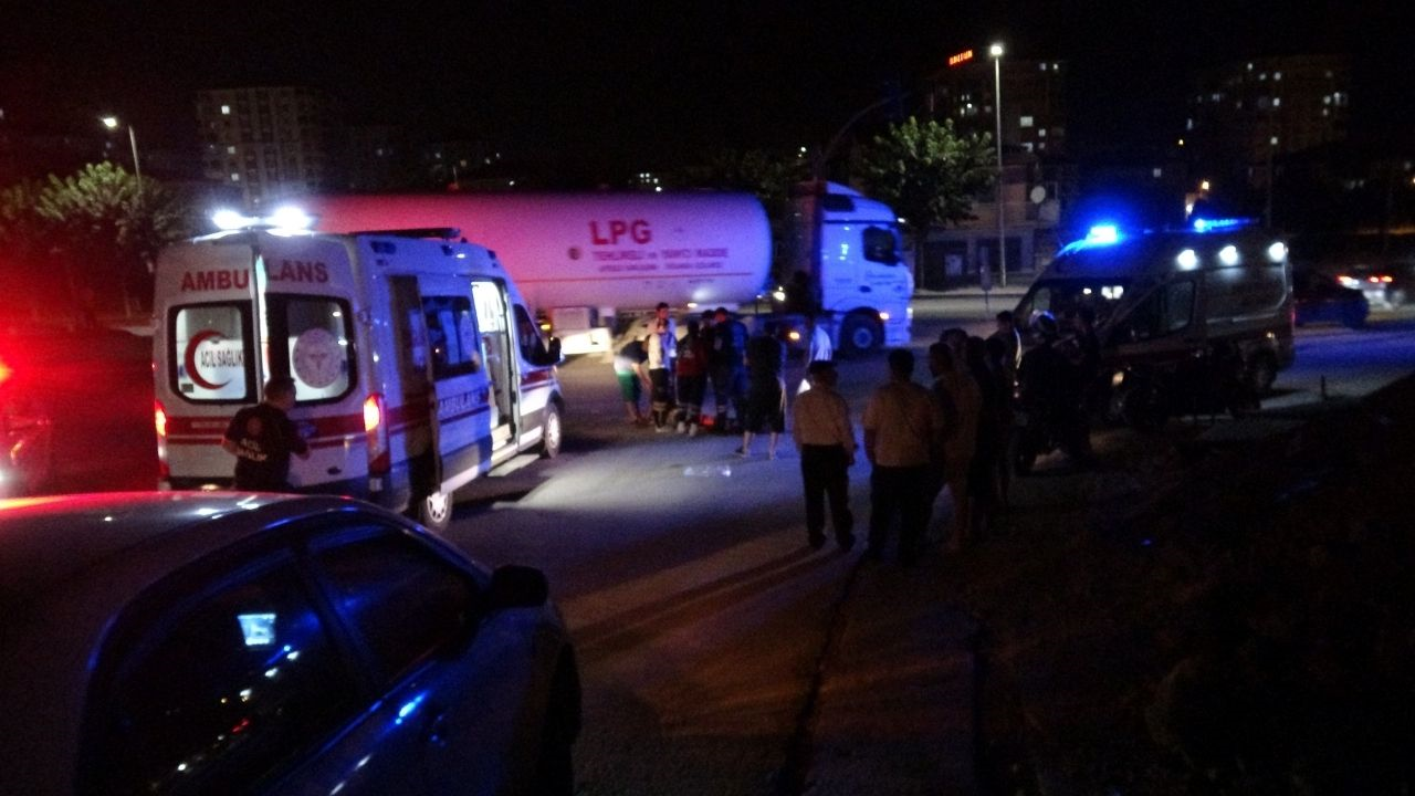Malatya’da 2 Kardeşe Çarpan Sürücü Olay Yerinden Kaçtı (1) Malatyahaber