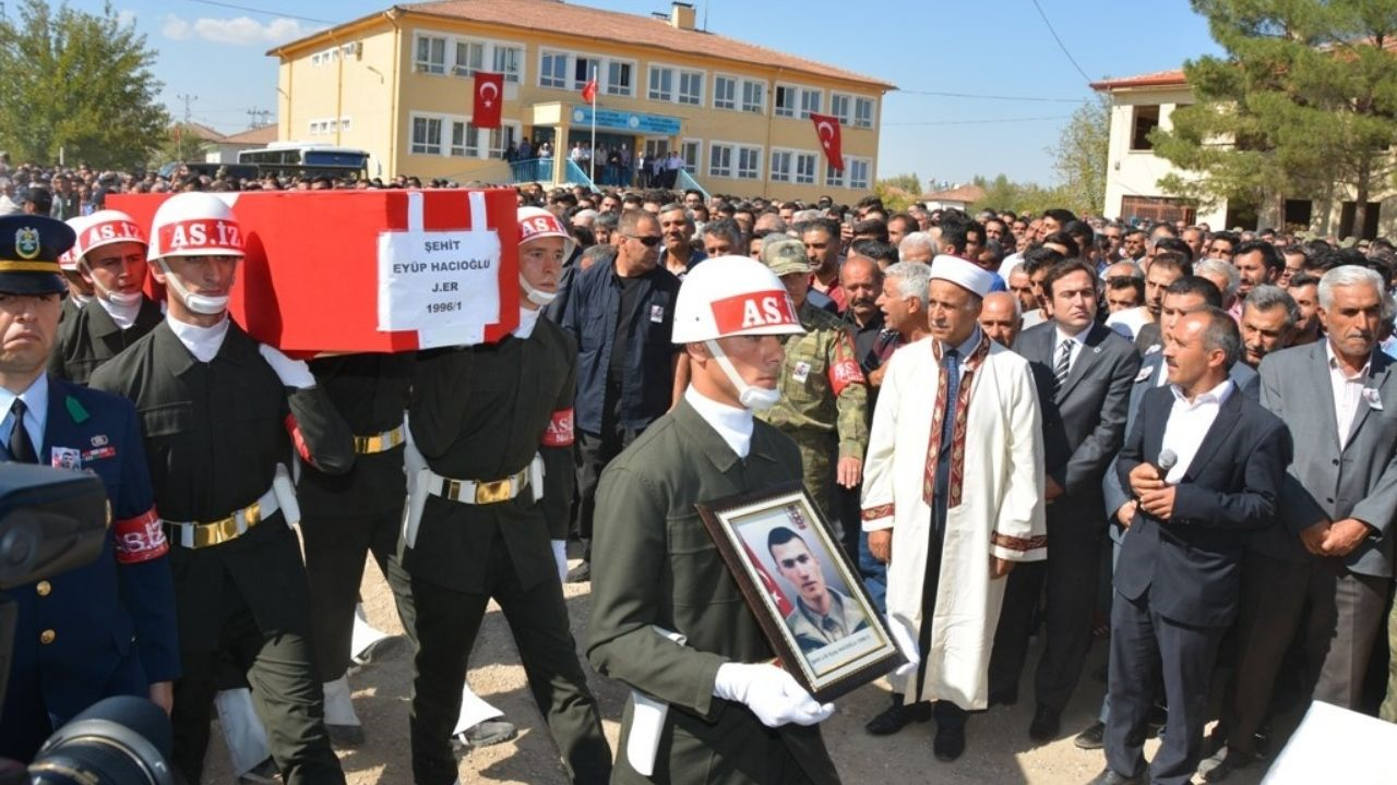 Malatya’da Bir Devlet Hastanesine Ismi Verilen Eyüp Hacıoğlu Kimdir İşte Duygu Dolu Hikayesi (2) Malatyahaber