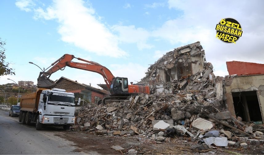 Malatya’da Deprem Sonrası Kritik Eşik Aşıldı Geriye 2 Bin 213 Ağır Hasarlı Yapı Kaldı (4)