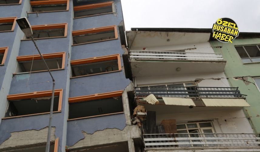 Malatya’da Deprem Sonrası Kritik Eşik Aşıldı Geriye 2 Bin 213 Ağır Hasarlı Yapı Kaldı (5)